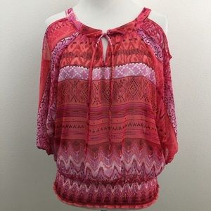 🔴 Cold Shoulder Top